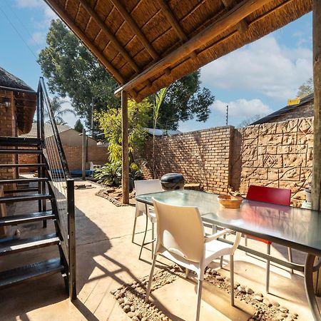 Thatch Haven Guesthouse Centurion Εξωτερικό φωτογραφία