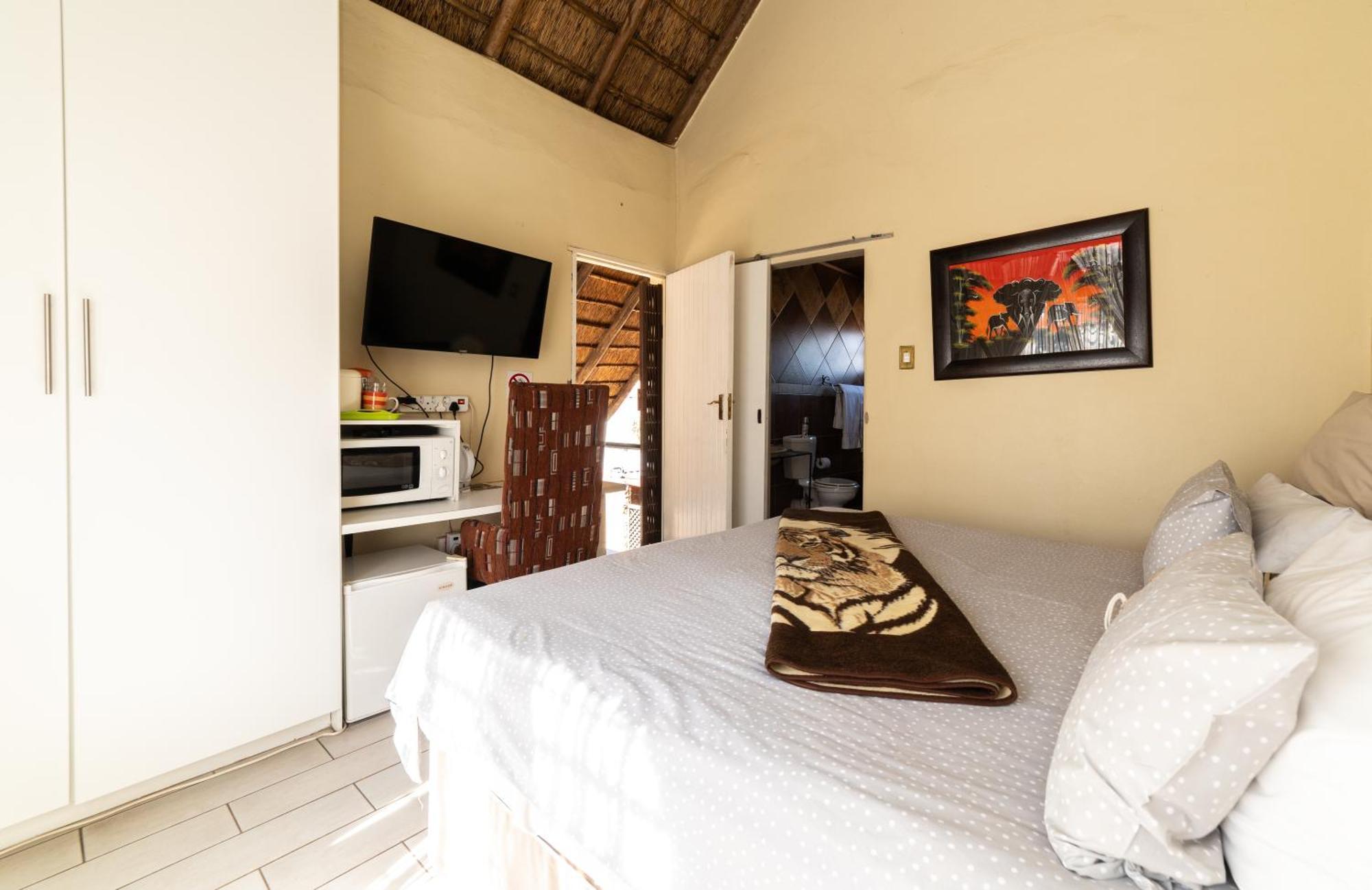 Thatch Haven Guesthouse Centurion Εξωτερικό φωτογραφία