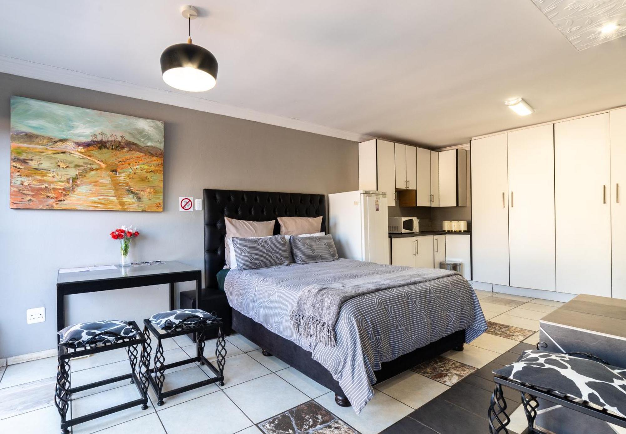 Thatch Haven Guesthouse Centurion Εξωτερικό φωτογραφία