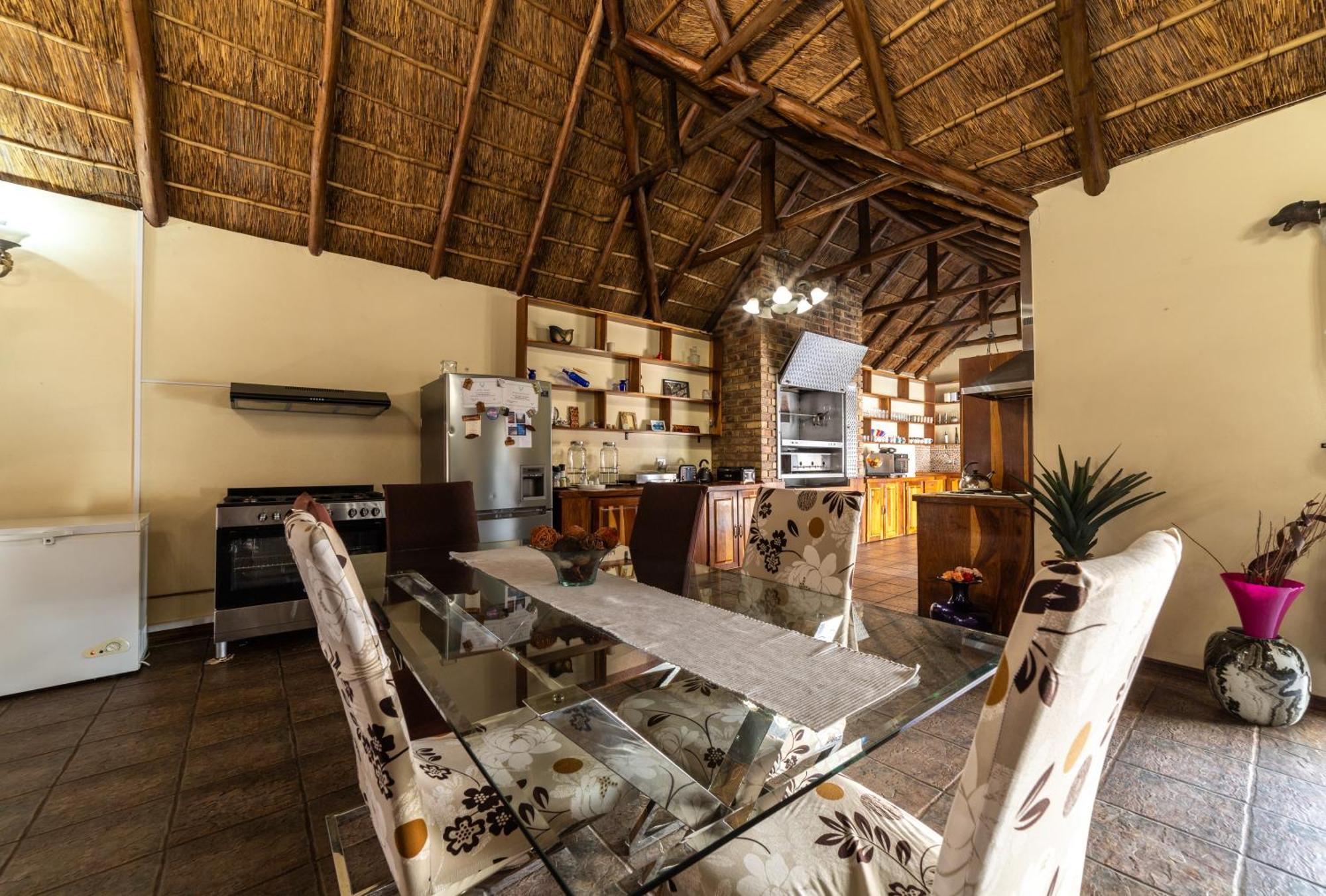 Thatch Haven Guesthouse Centurion Εξωτερικό φωτογραφία